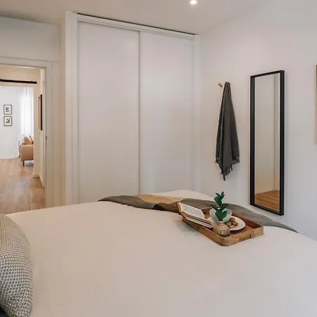 Utatlan - 2 Bedrooms In Estrela * Lisboa