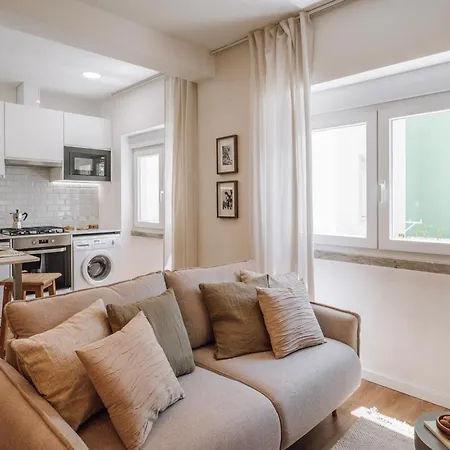 Utatlan - 2 Bedrooms In Estrela Apartment Lissabon